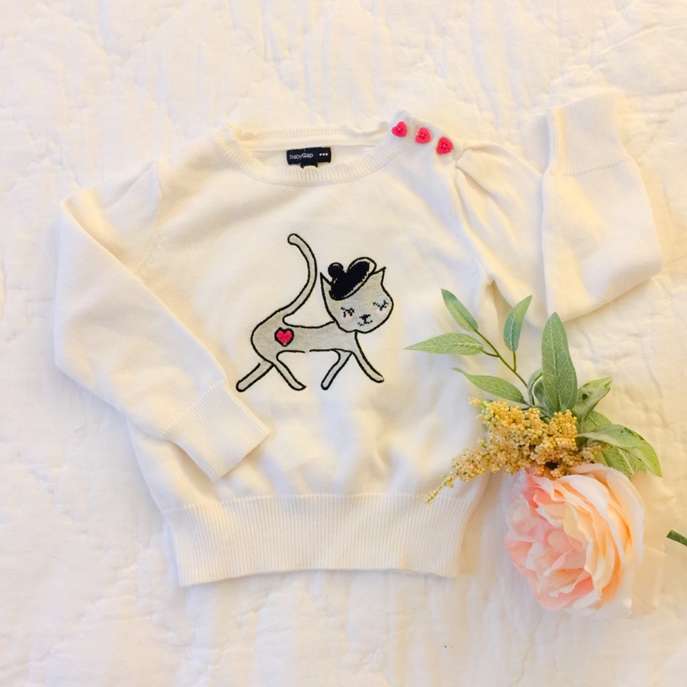 Gap baby girl white Sweater